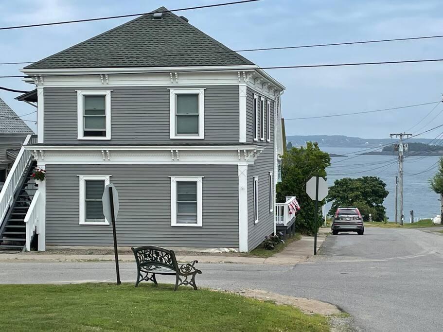 Updated Historic Water St 2 Bdr, 2 Bath Apartment. Eastport Exteriör bild